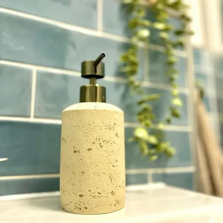 In Wurfweite Zum Strand, Zentrum & Kurpark- Fischers Fritz *